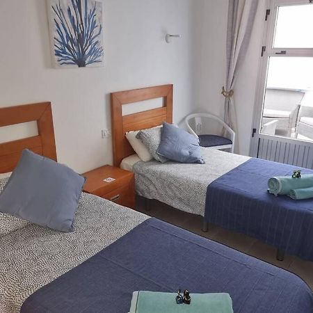 Casa Gales: Relax Next To The Sea Apartment For Families Corralejo Exteriör bild