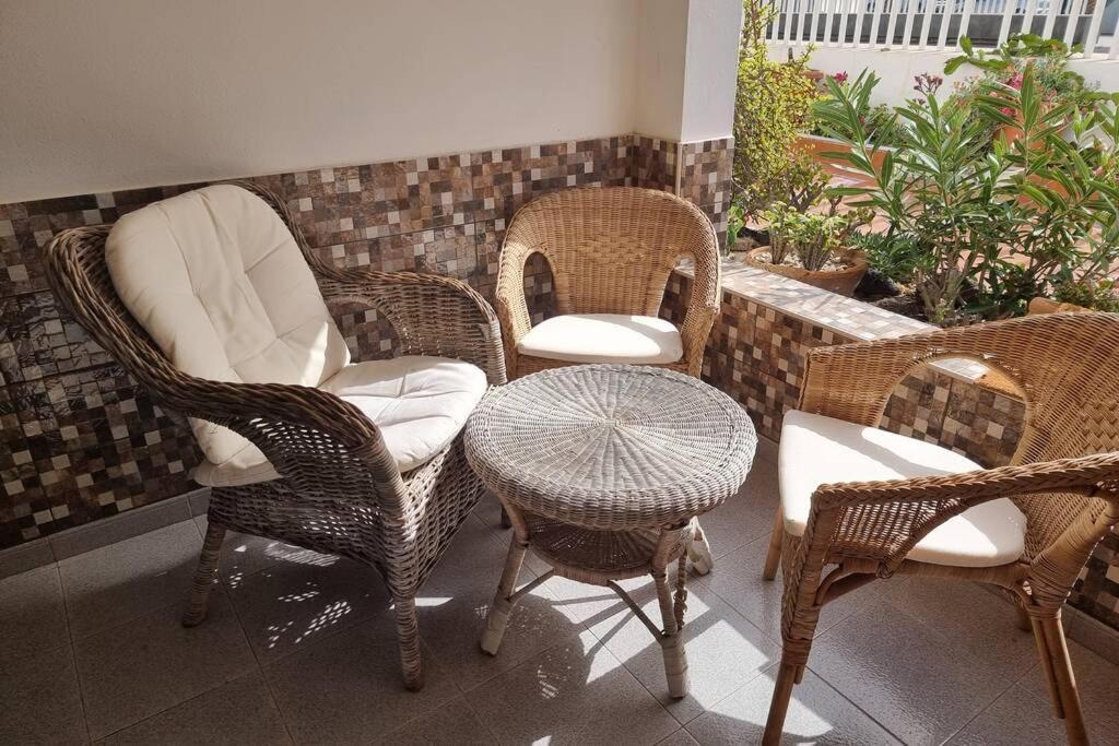 Casa Gales: Relax Next To The Sea Apartment For Families Corralejo Exteriör bild